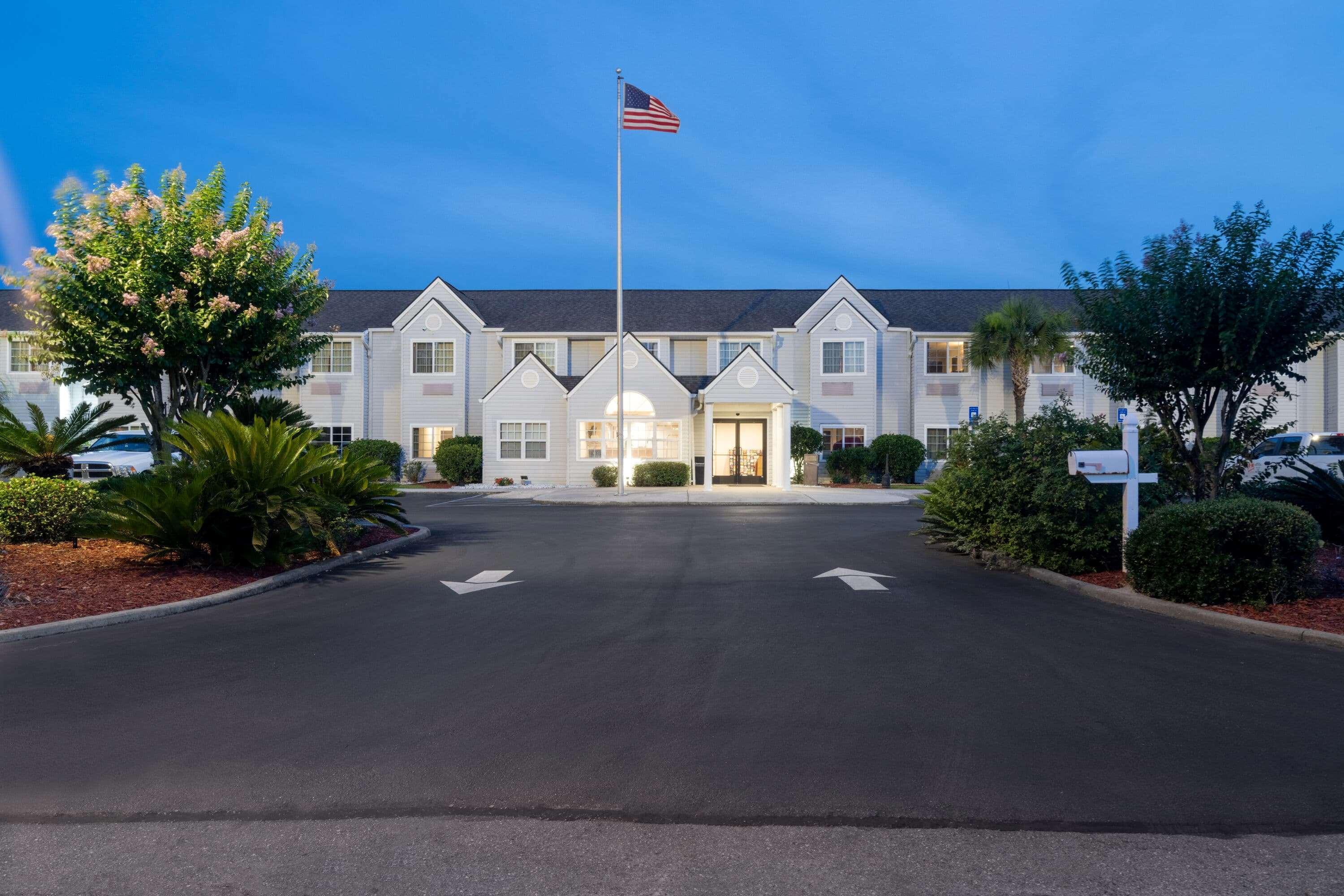 Microtel Inn & Suites By Wyndham Savannah/Pooler Exterior photo